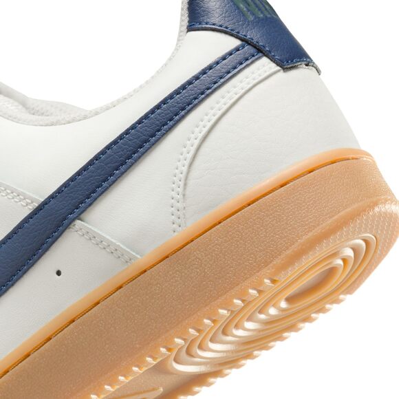 Athletic_Shoes